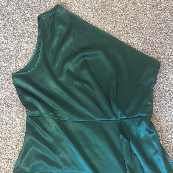 Dark Green Satin Split High Low Ruffle Cocktail One Shoulder Dress Size XL NWOT - Picture 5 of 9